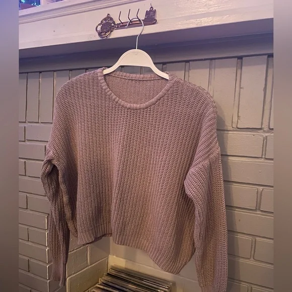Brandy Melville Cropped Knit Sweater - Picture 1 of 9